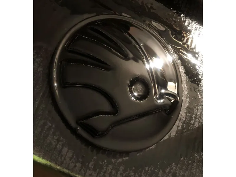 Skoda Felicia emblem/logo