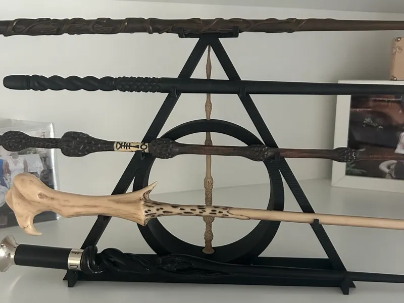 Deathly Stand – Wand Display Holder, 3 or 5 wands
