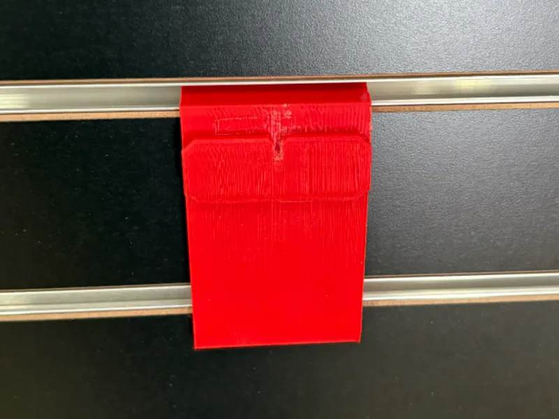 Milwaukee Bin Hanger for Slatwall