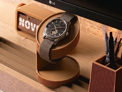 Watch Holder in Moku Style