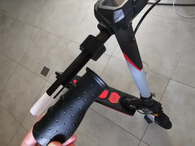 Aprilia eSR handlebar extension