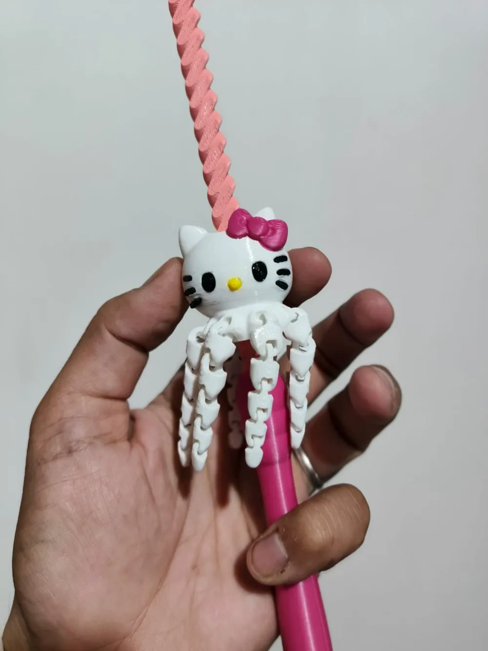 spinning wand - hello kitty- NO AMS - Free 3D Print Model - MakerWorld