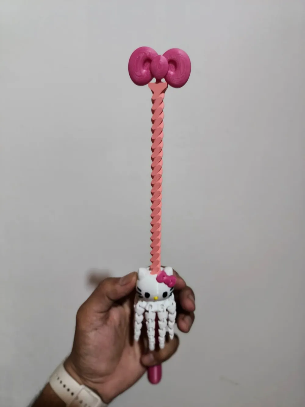 spinning wand - hello kitty- NO AMS - Free 3D Print Model - MakerWorld