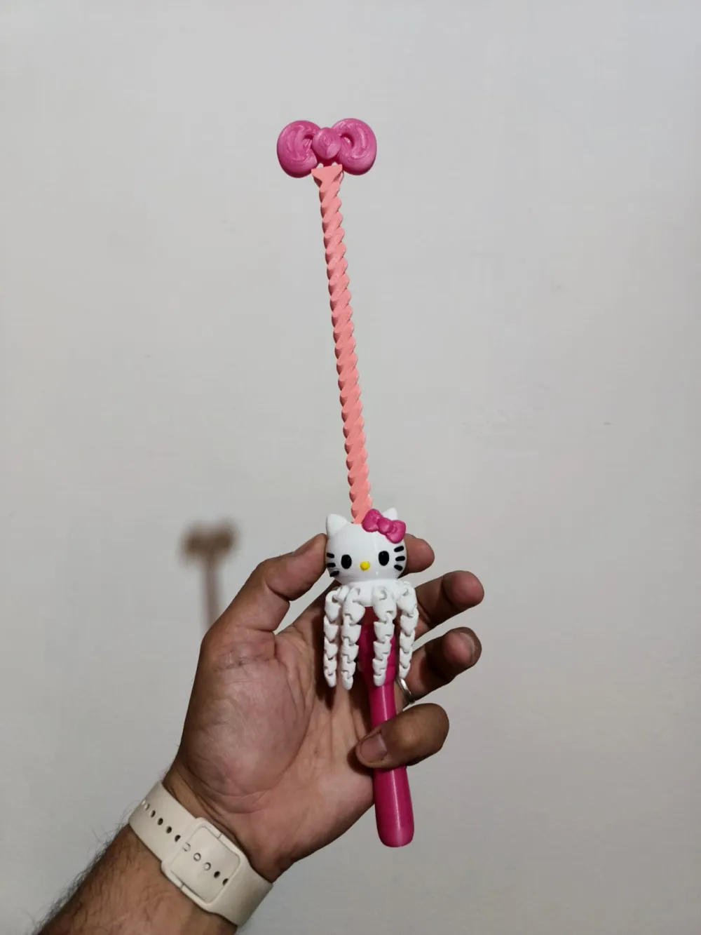 spinning wand - hello kitty- NO AMS - Free 3D Print Model - MakerWorld