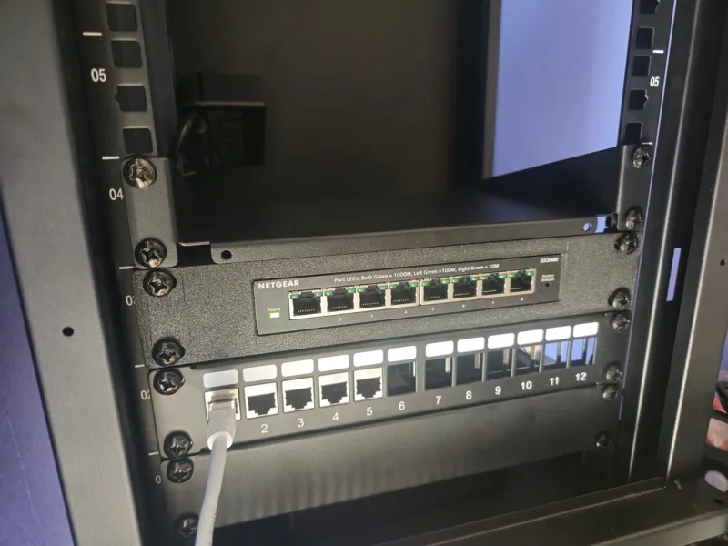 10 inch rack for Netgear GS308E