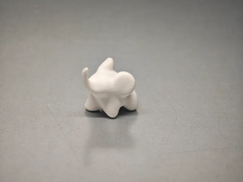 白色小象摆件