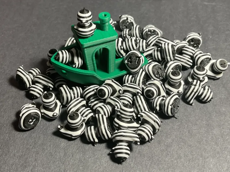 Hide and seek 50x (zebra-duck edition)