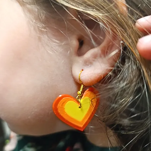 Pendientes con forma de corazón tricolor view 3