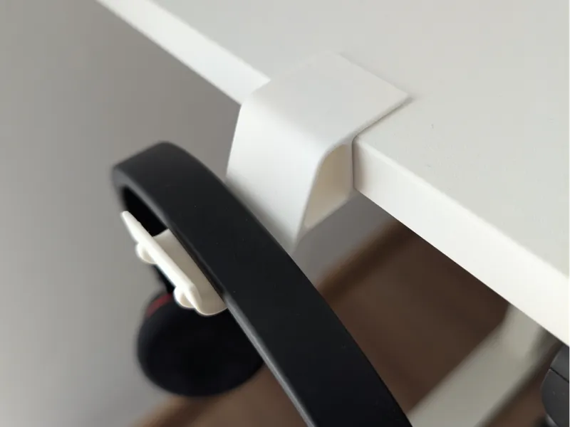 Simple Clip-On Desk Headphone Hanger 