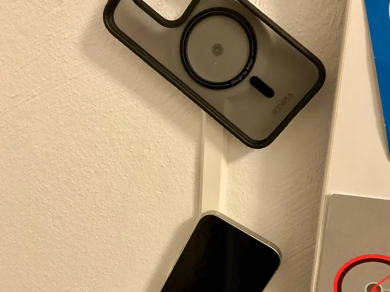 iPhone Magsafe-Wandhalter vertikal