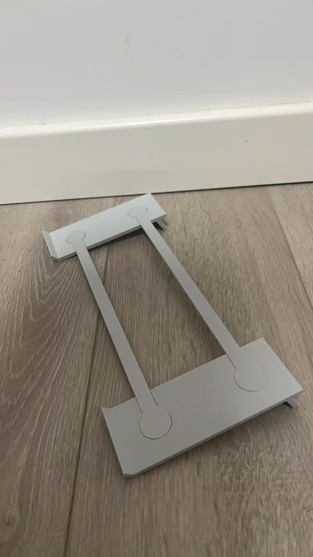Miniatura 2 do modelo 3D 键盘支架