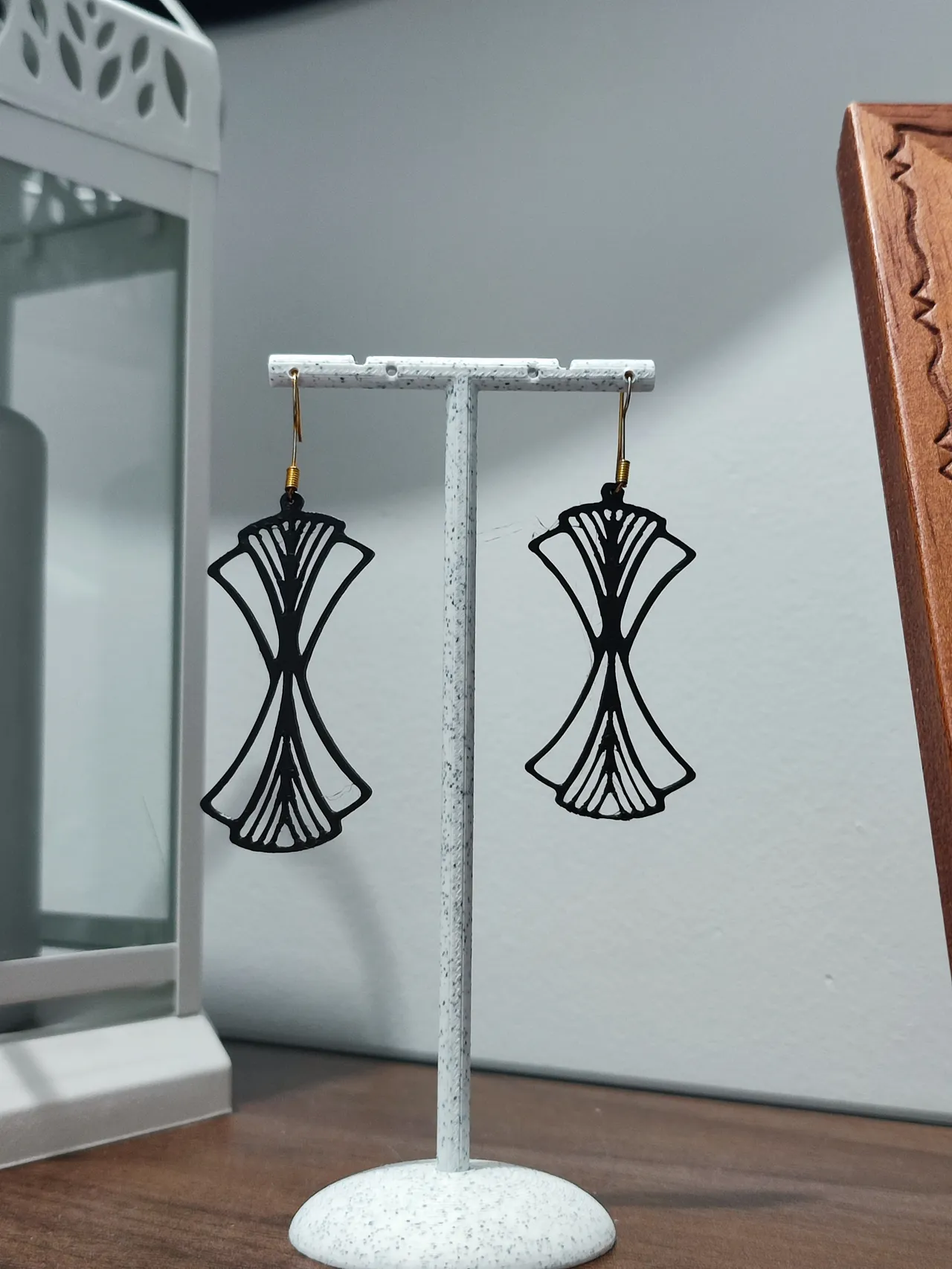 Aretes Silueta Metropolis view 3