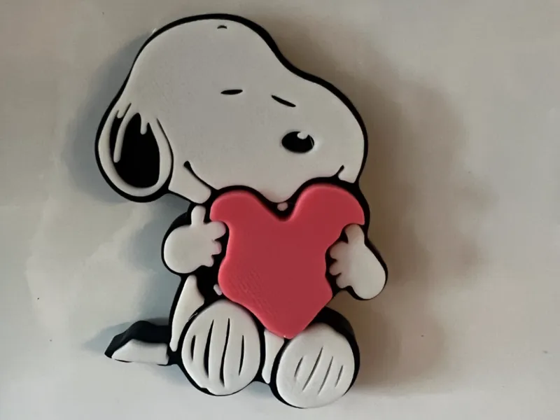 Snoopy Holding a Heart Magnet