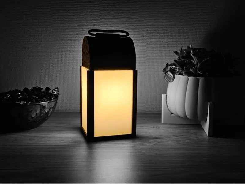 Minimalist Lantern Lamp for Cozy Ambience