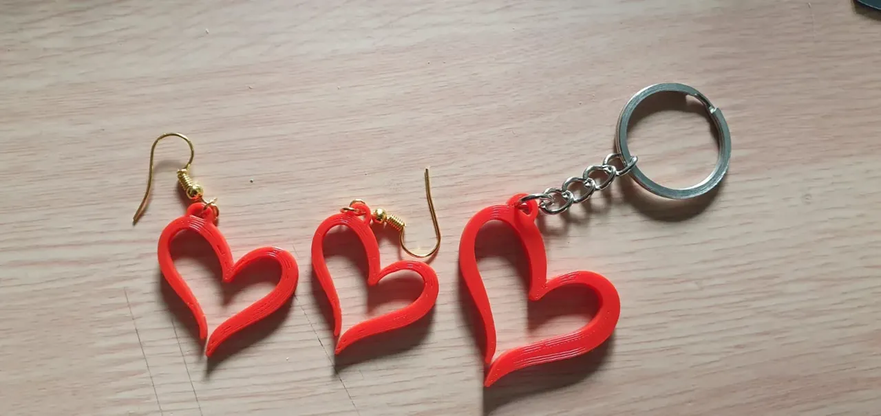 Earrings and keychain in the shape of a heart view 2