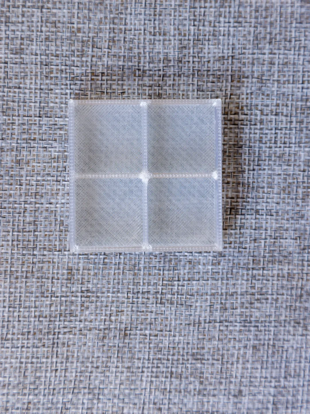 Miniatura 4 do modelo 3D 铰链结构盒子丨药盒丨饰品盒丨小配件盒