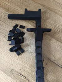 a1-bed-chain-with-mounting-no-screws with  EU mount