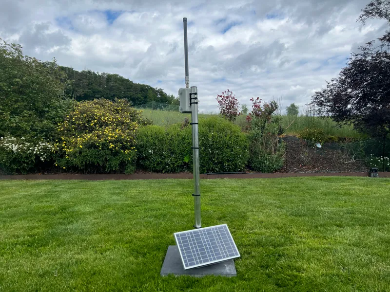 Robuster MeshCore / Meshtastic Solar Repeater