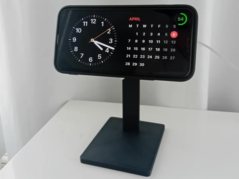 Phone stand / holder - Mag safe