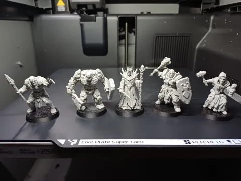 Figura decorativa: DnD Stone Cult / Pack — referencia de MakerWorld