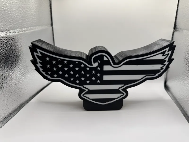American Eagle - Lightbox