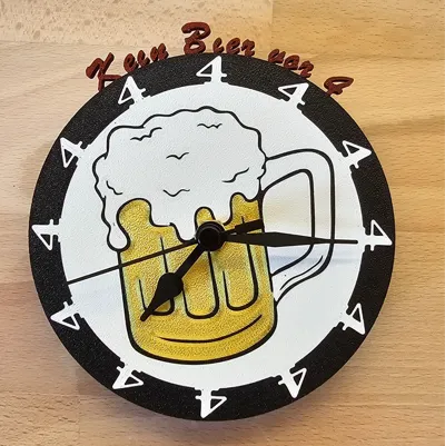 Beer Clock - Kein Bier vor 4
