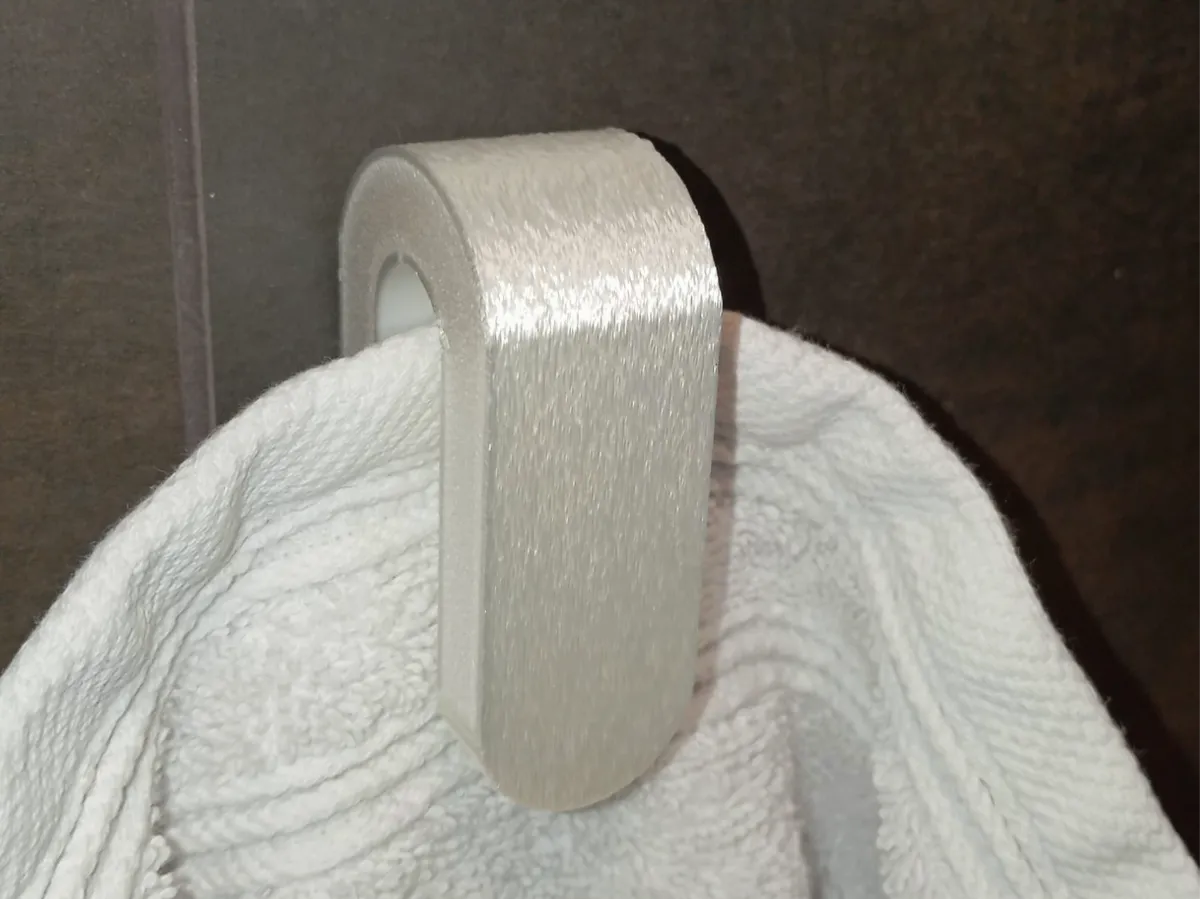 Porte-serviette à bille articulée