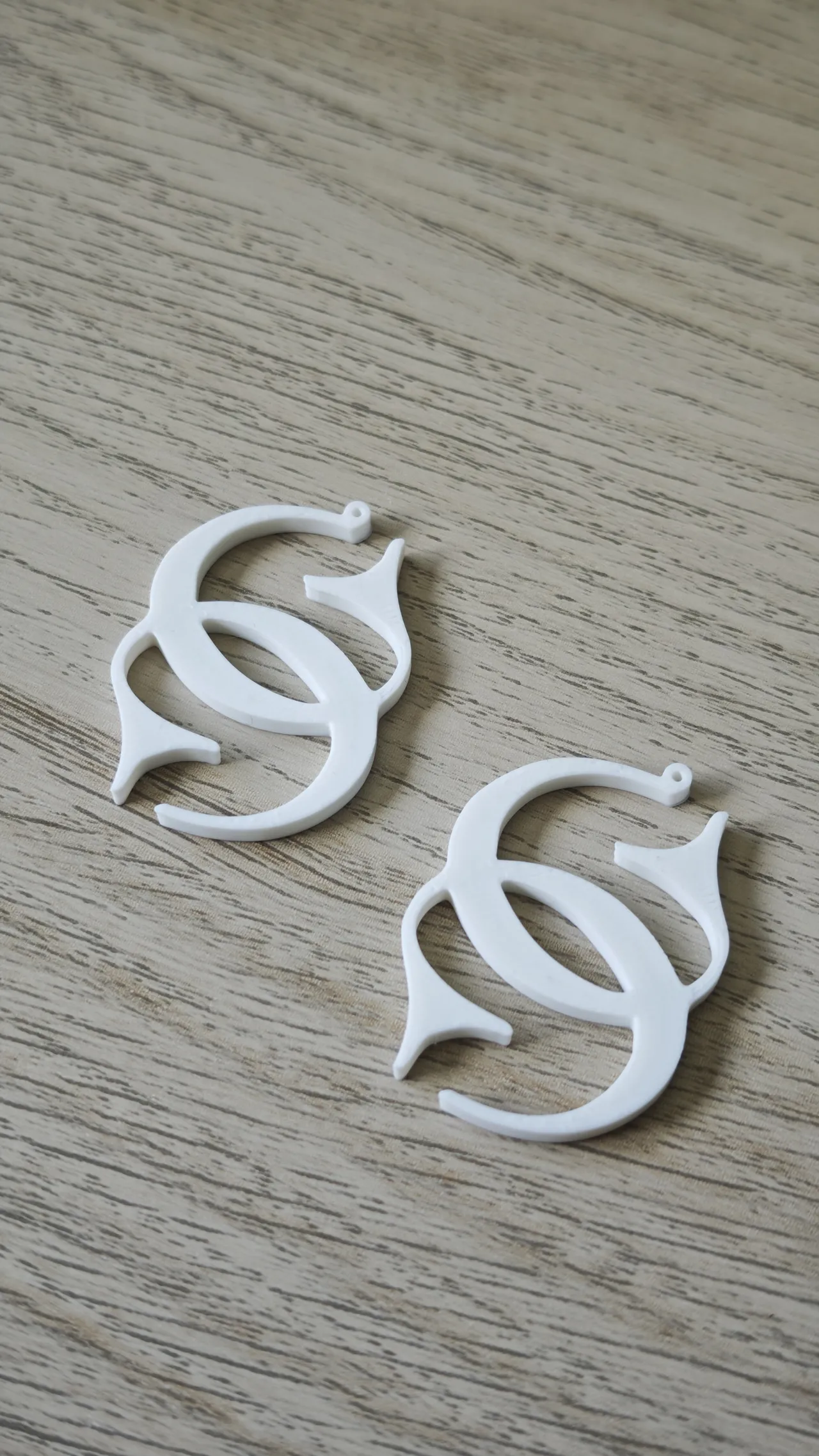 Ultraligera Earrings view 3