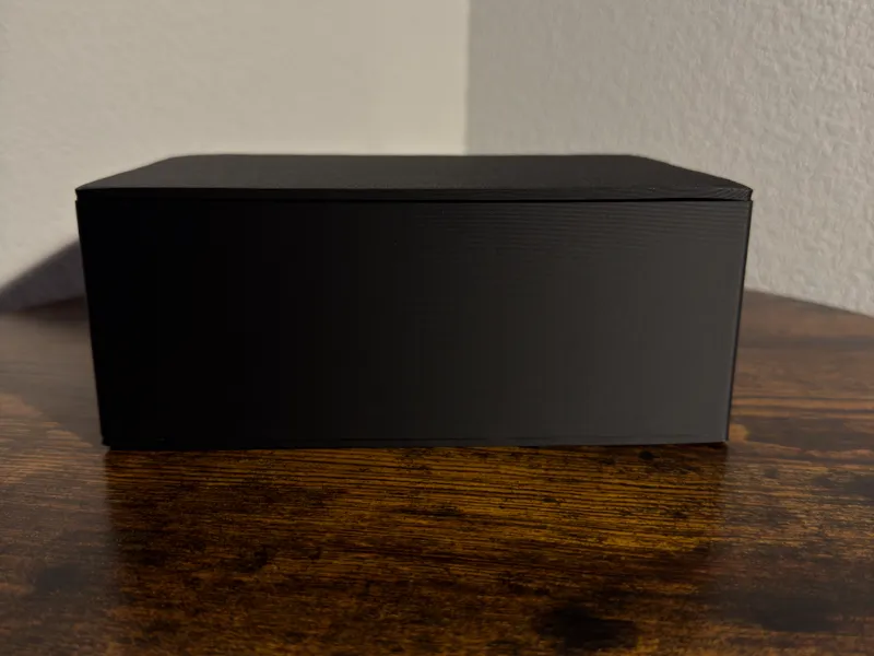storage container with lid