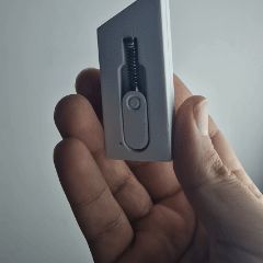 Auto Retracting Utility Knife