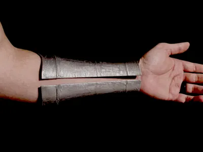 Vambrace / Bracer