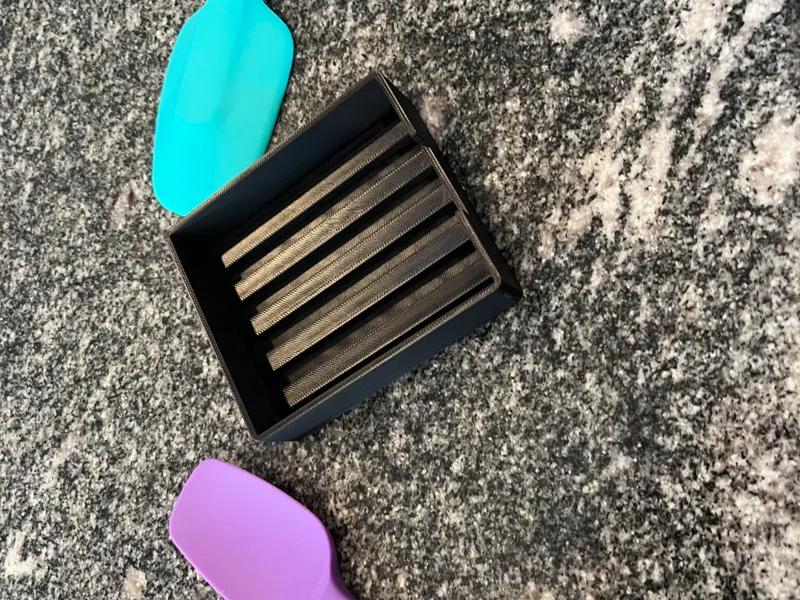 Spatula holder