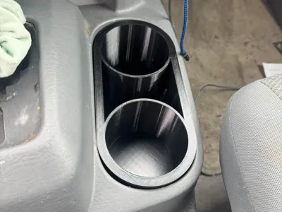 Toyota Tacoma 2009 cup holder (2005 -2011 2nd Gen)