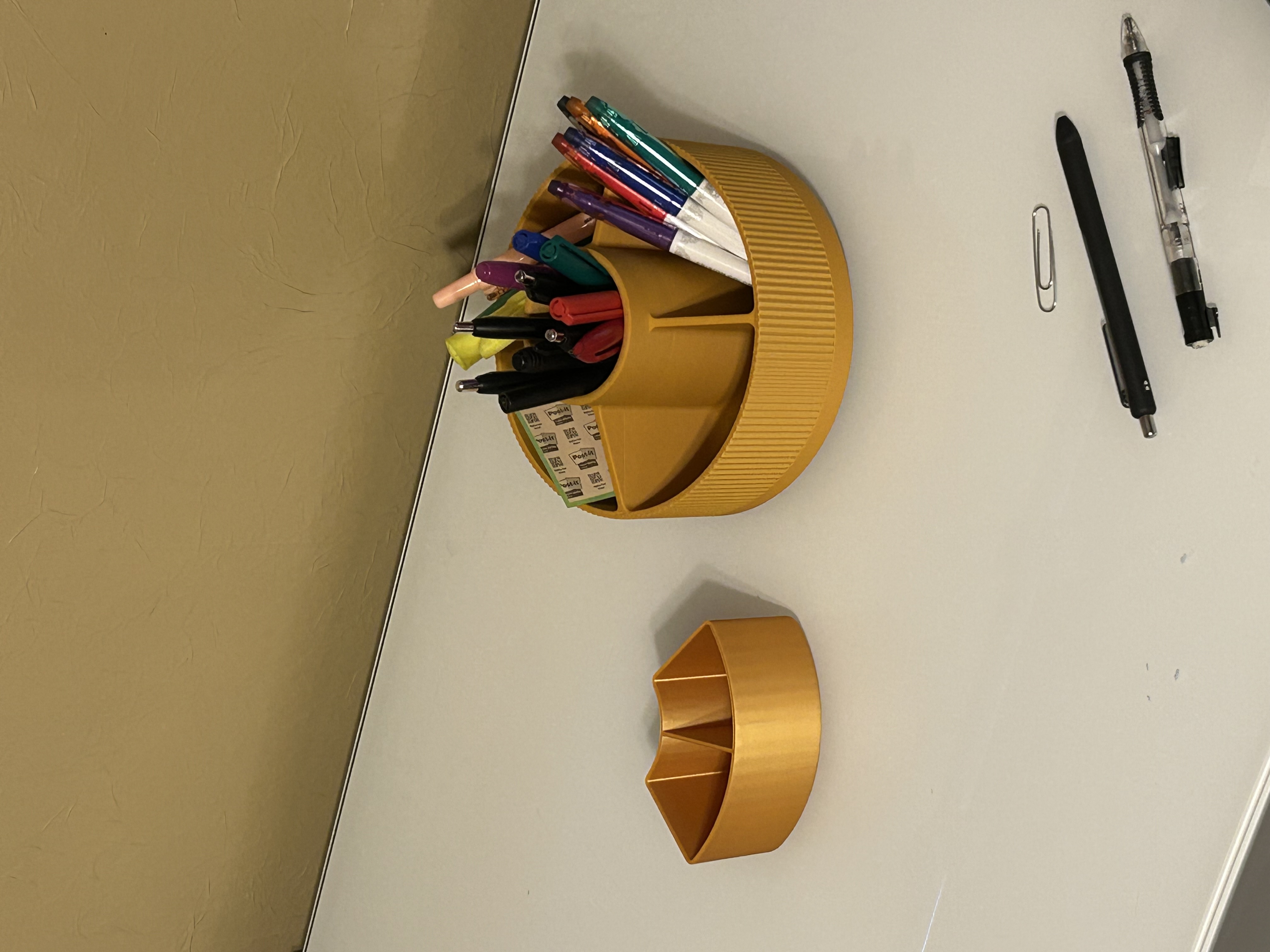 Miniatura 4 do modelo 3D Rotating Desk Organizer | Modern Pencil Holder