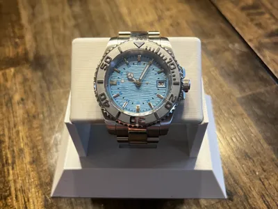 Watch Stand