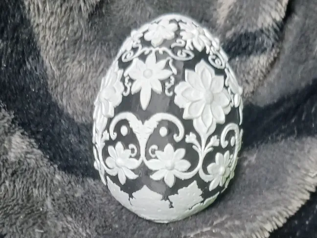 easter egg floral.