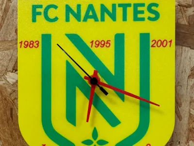 FC Nantes Clock