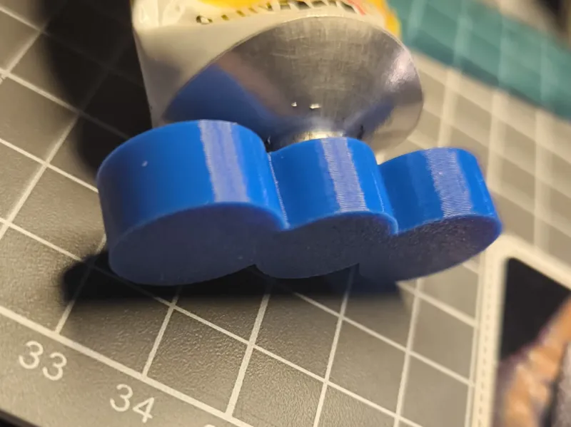 TUBE SCREW CAP EASY ROTATE