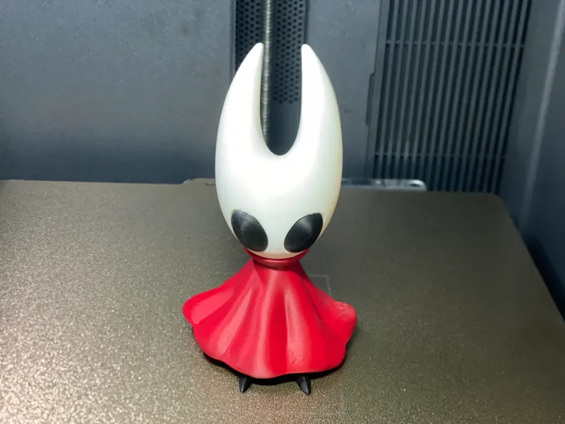 Hollow Knight: Silksong - Sitting Hornet 