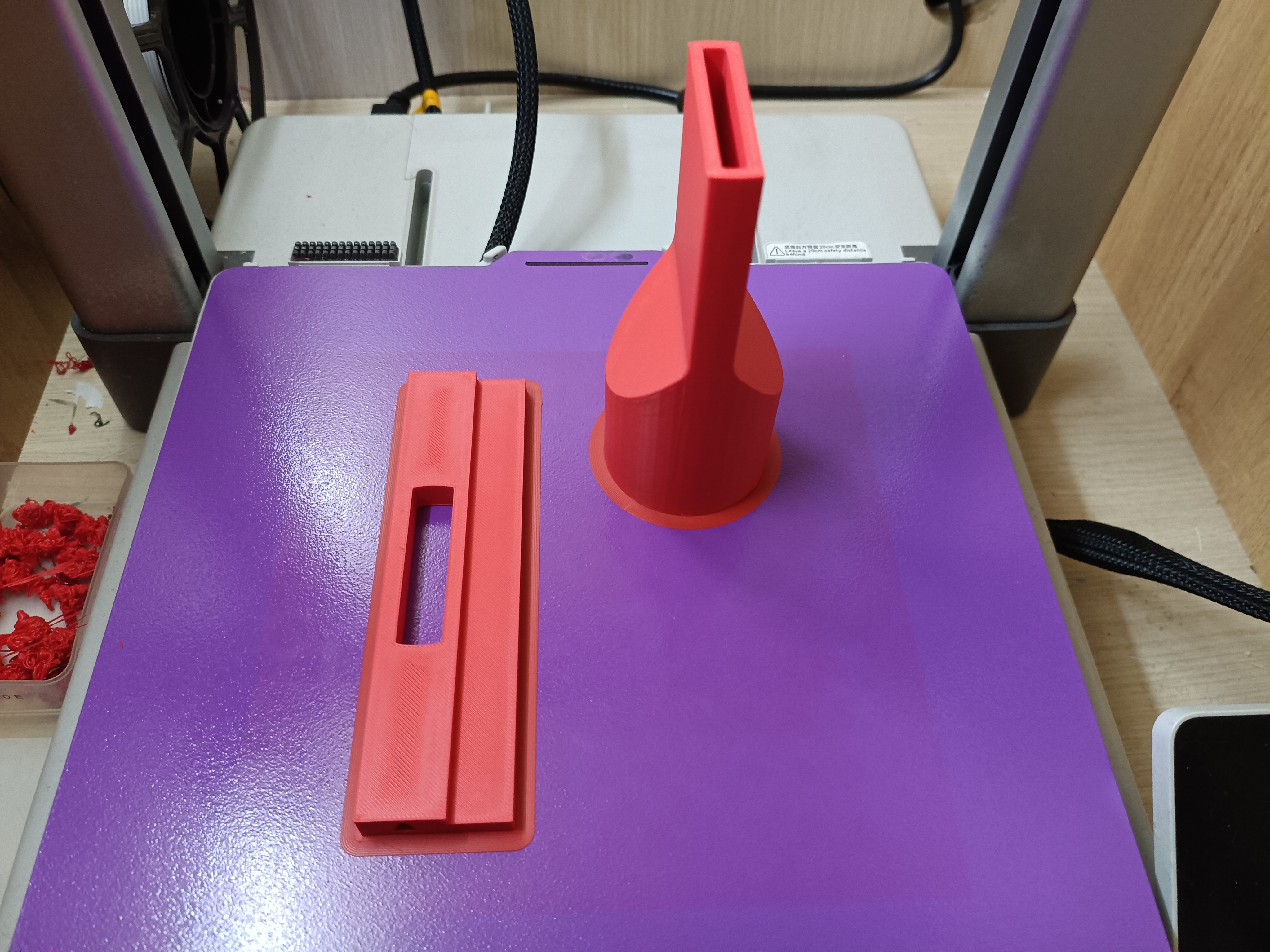 Miniatura 2 do modelo 3D 窗户排风口，适用于100毫米，50毫米内径排风管