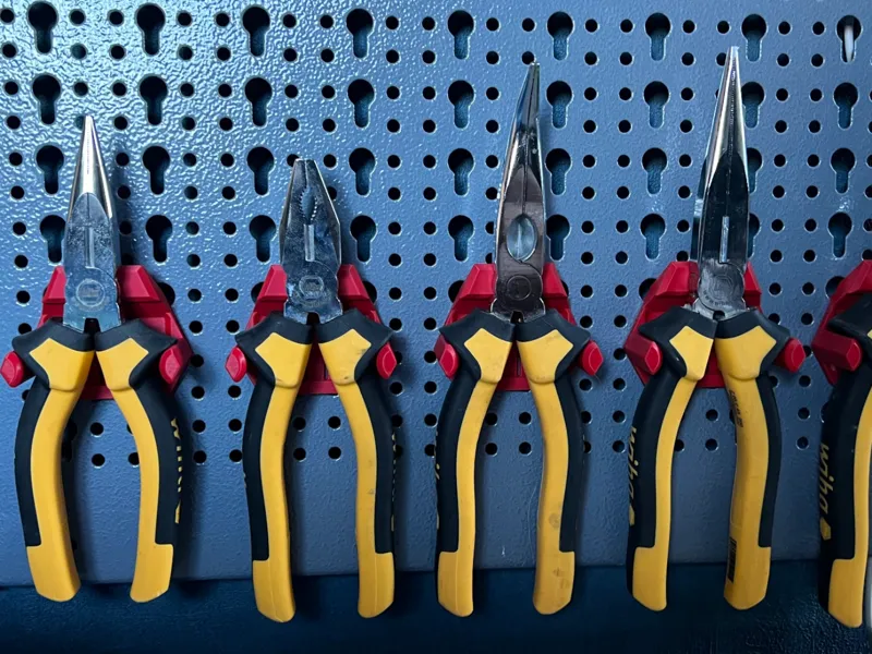 Wiha pliers  Hornbach Kupper pegboard