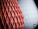 Ваза с минималистичен дизайн