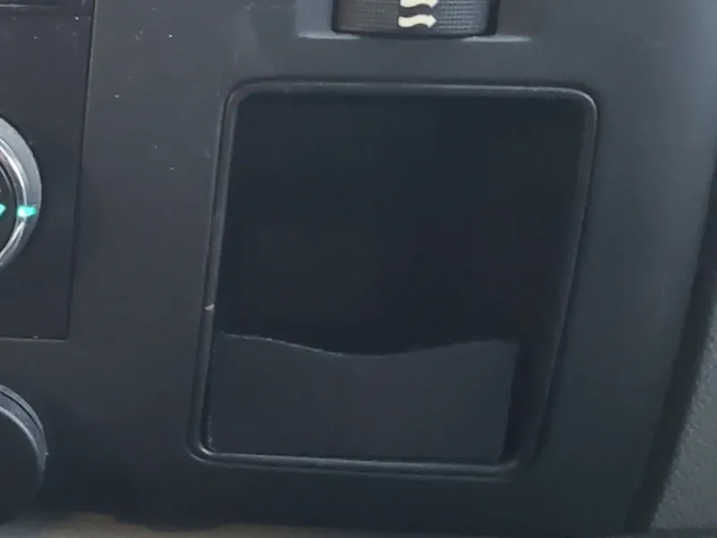 07-13 Sierra/Silverado dash center trays