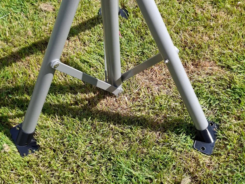 Befestigung für SAT Stativ Camping