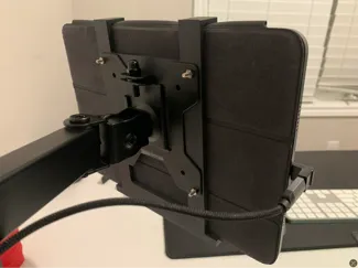 iPad Pro 11 VESA mount