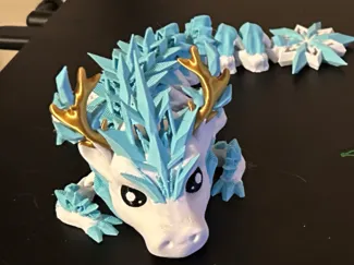 Straw topper dragon ice