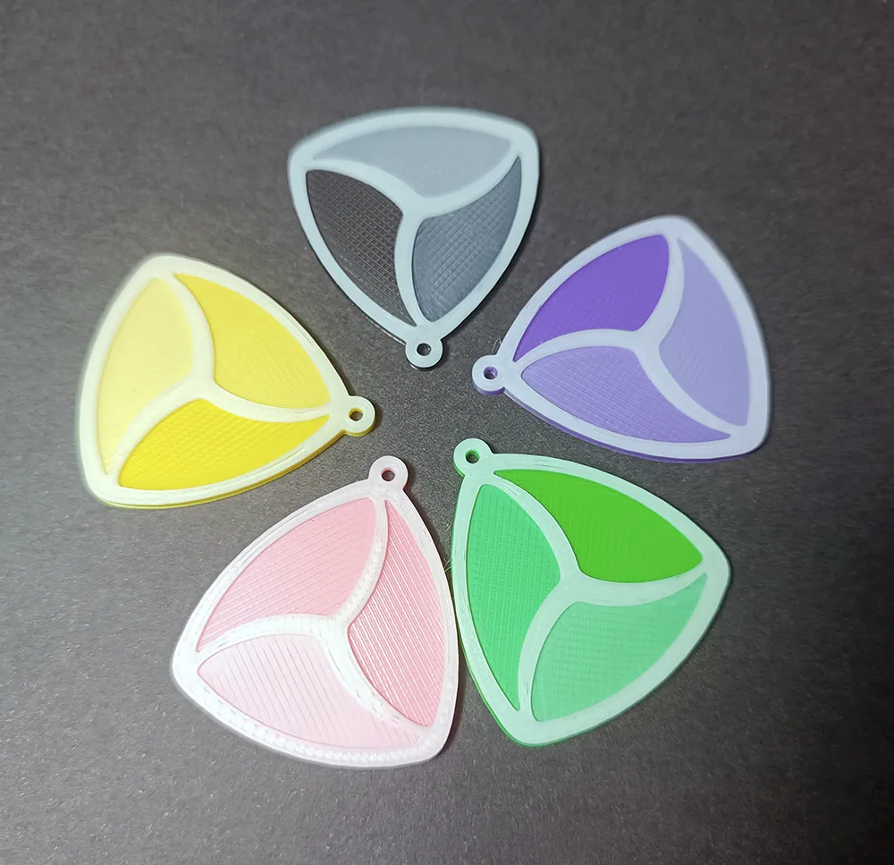 Triforce Glow Earring - Earrings view 3