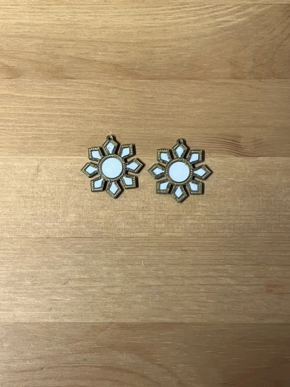 earrings view 2