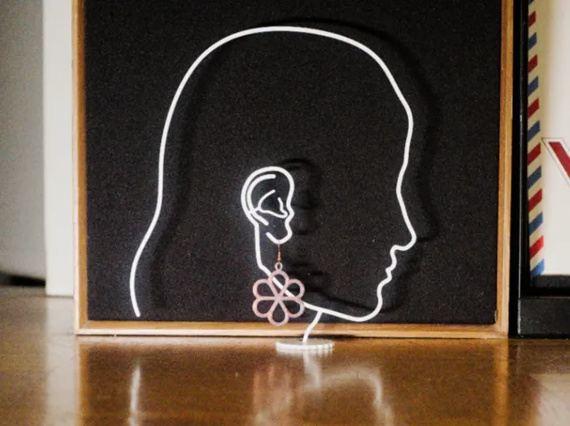 Earring holder - Face Silouhette