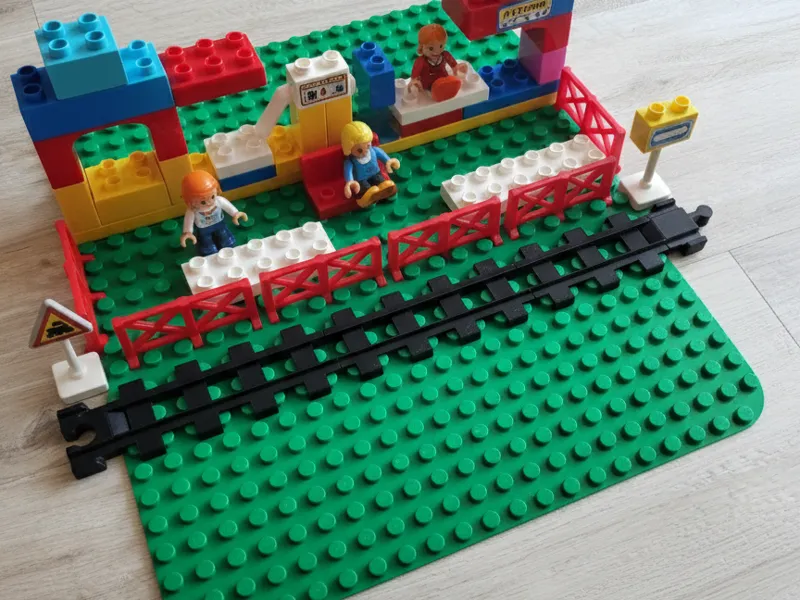 Rail, compatible with Duplo and Brio & Co.